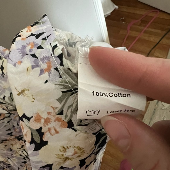 SNDYS. Floral Print Mini Puff Sleeve Dress Size XL smocked top casual short - Picture 5 of 7